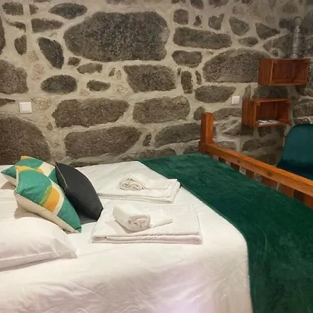 Dom wakacyjny Bezerreiracomvida-o Refugio Do Monte