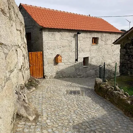 Bezerreiracomvida-o Refugio Do Monte *