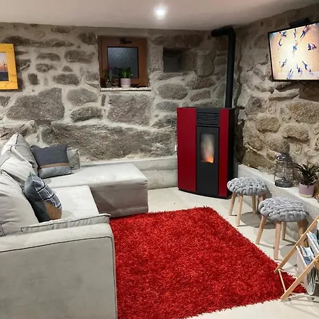 Bezerreiracomvida-o Refugio Do Monte Holiday home